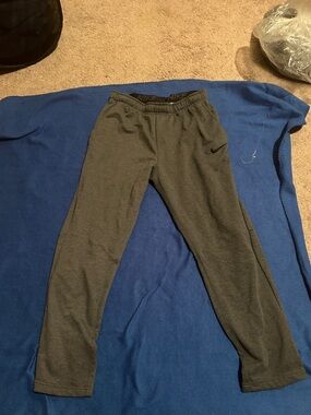 Nike Men's Dark Gray Sweatpants Joggers
